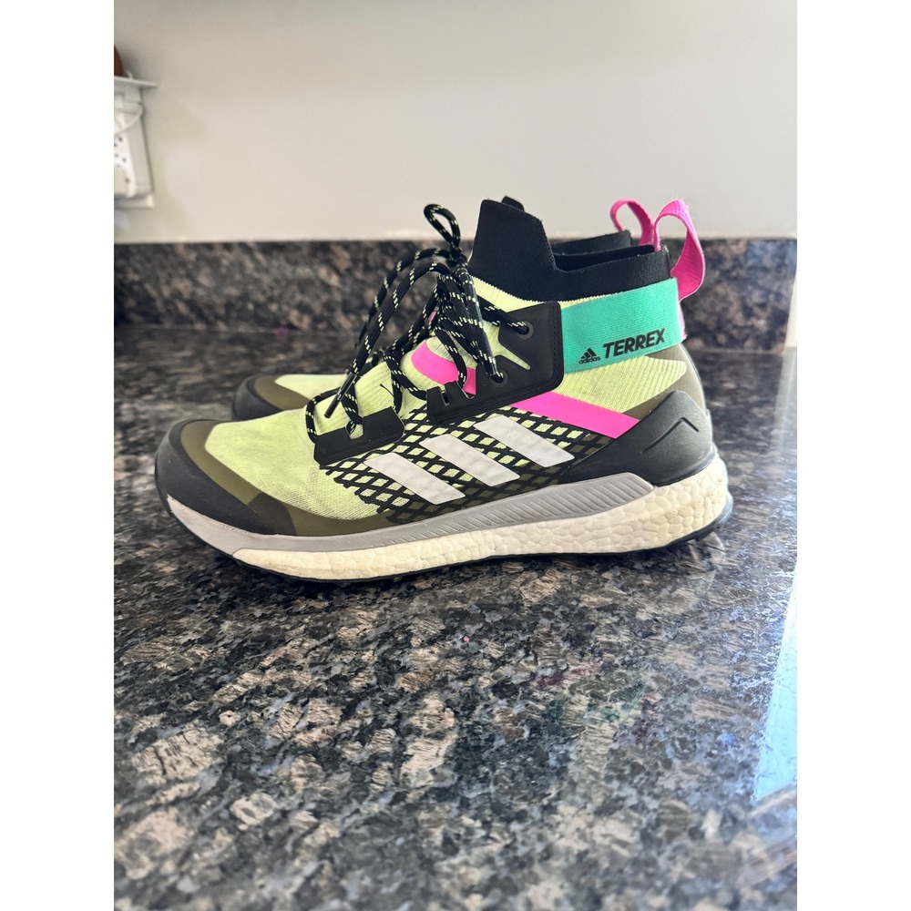 Adidas Terrex Free Hiker Primeblue‎ Mens Neon Hiking Boots FY7334 Size 8.5